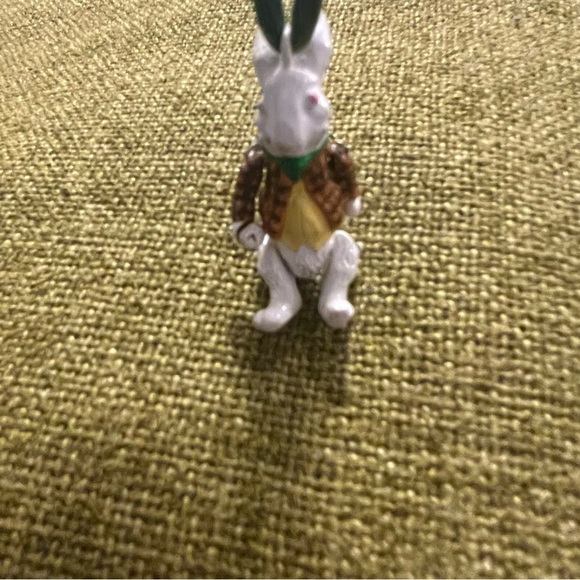 Hantel Vintage Victorian Alice In Wonderland Miniature Pendant Jointed Moving - Picture 8 of 9